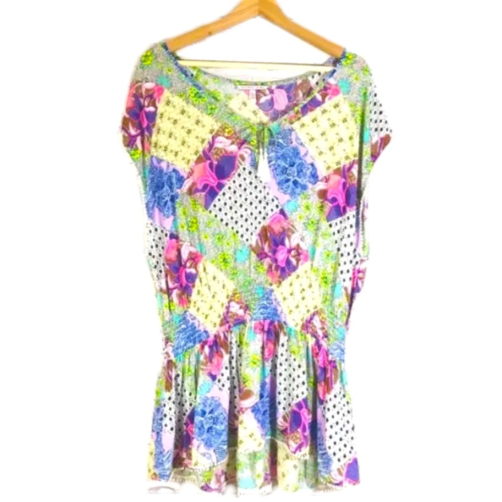 Victoria’s Secret Mixed Print Peplum Top Cap Sleeves Multicolor Sz M